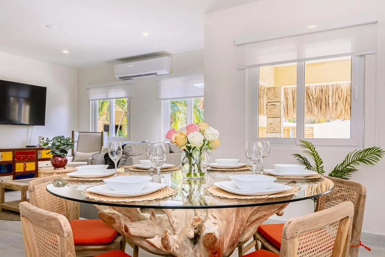 Ruby 15 Villa Palm Beach Holiday home