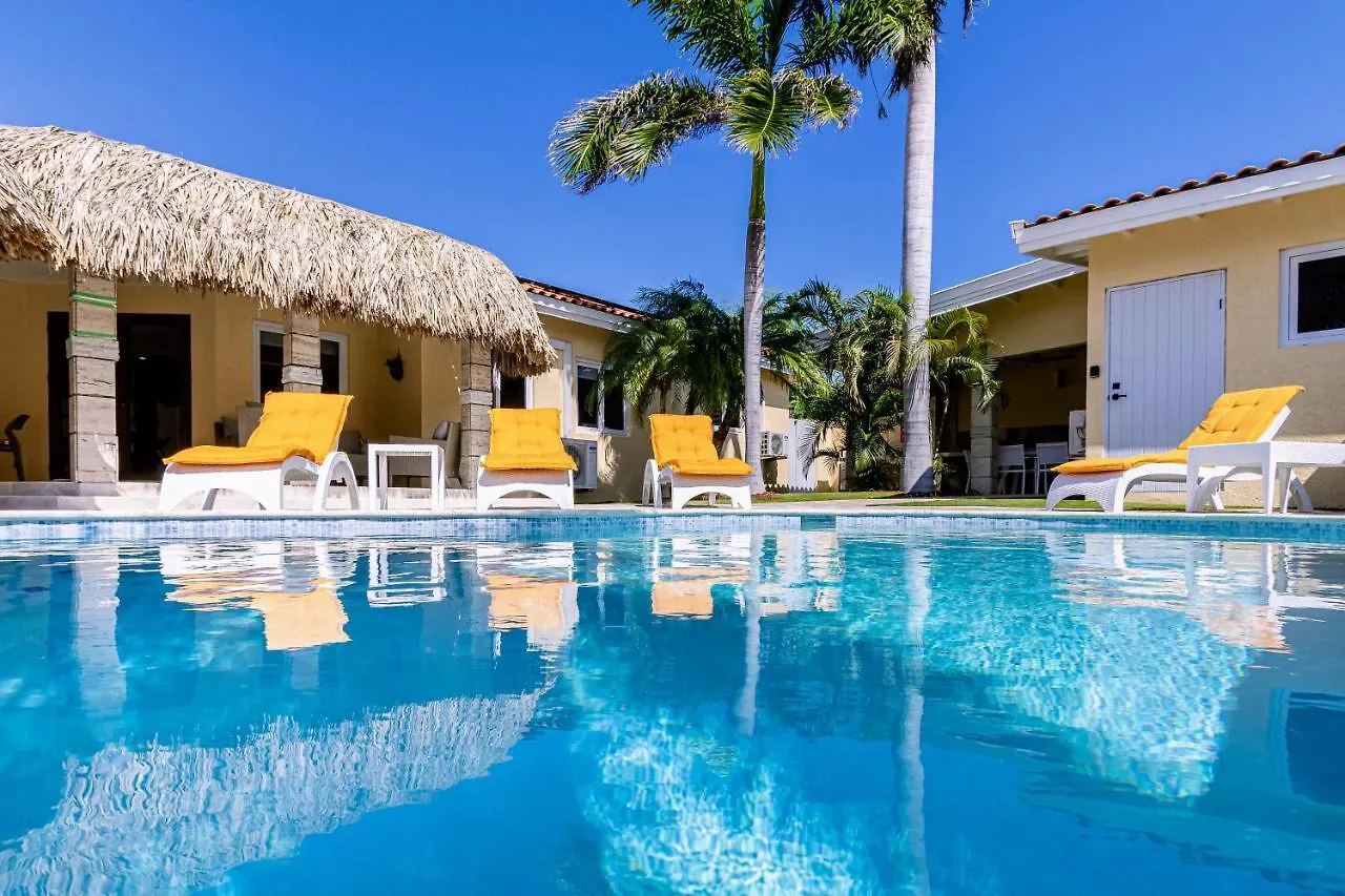 Ruby 15 Villa Palm Beach