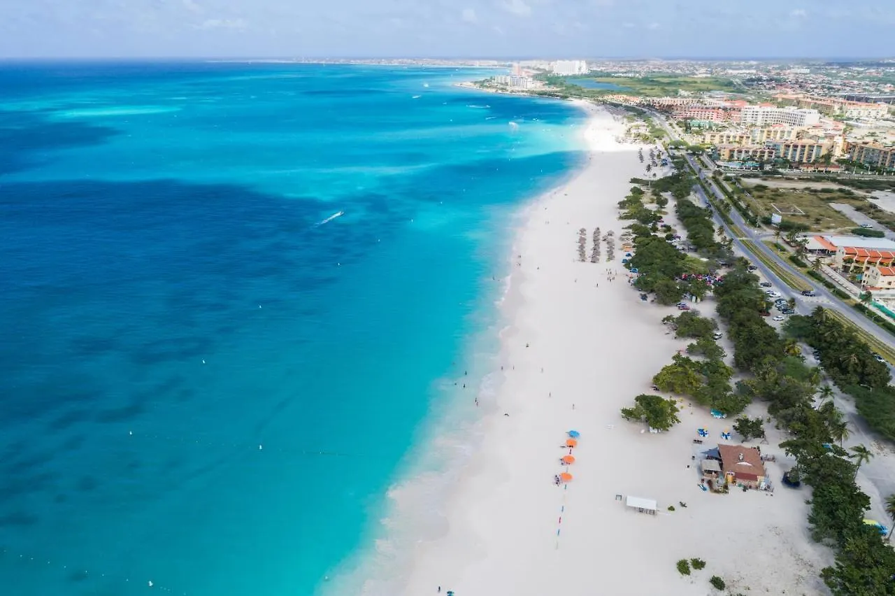 Ruby 15 Villa Palm Beach Holiday home