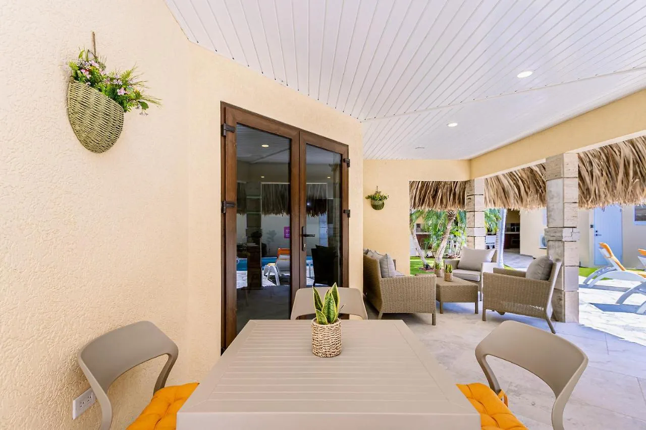 Villa Ruby 15 Palm Beach